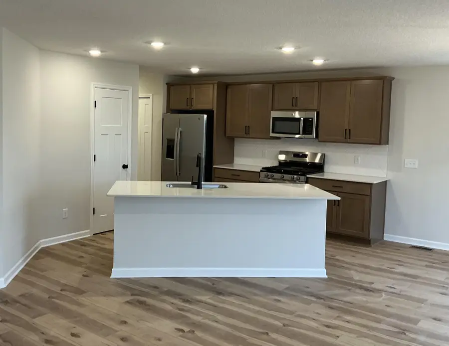 706 Highland Circle, Jordan, MN 55352 - Image #3