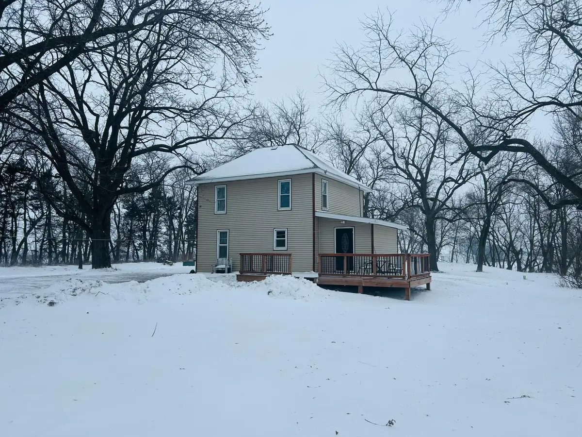 77201 270th Street, Clarks Grove, MN 56016 - Image #1