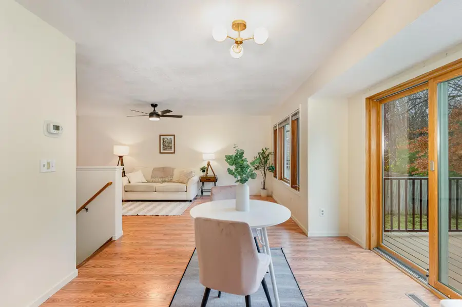 2009 Vienna Lane, Eagan, MN 55122 - Image #2