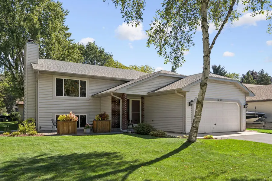 5632 Fisher Street, White Bear Township, MN 55110 - Image #2