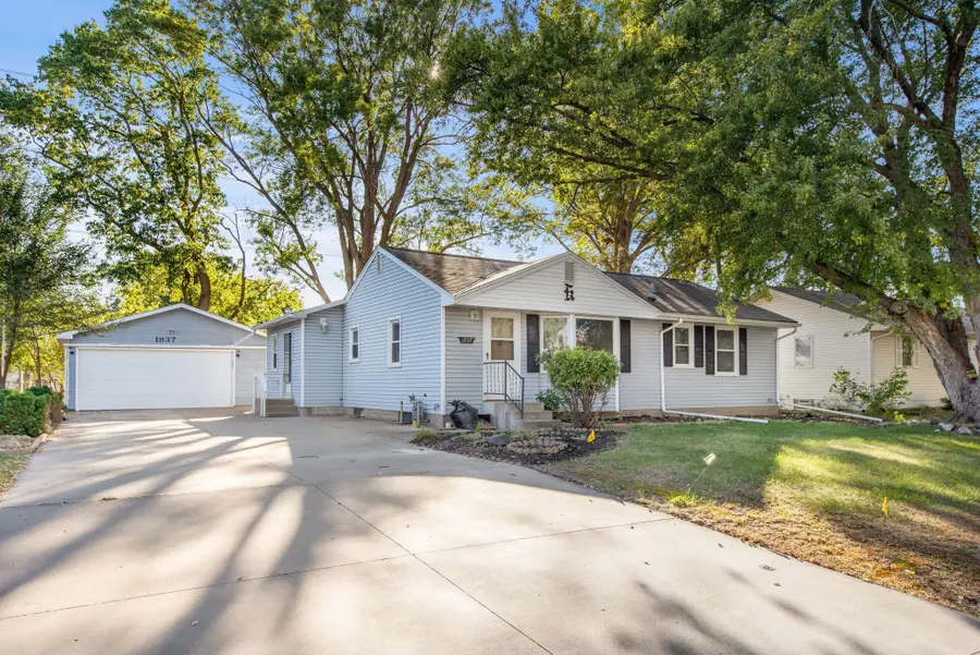 1937 Longview Drive, New Brighton, MN 55112 - Image #3