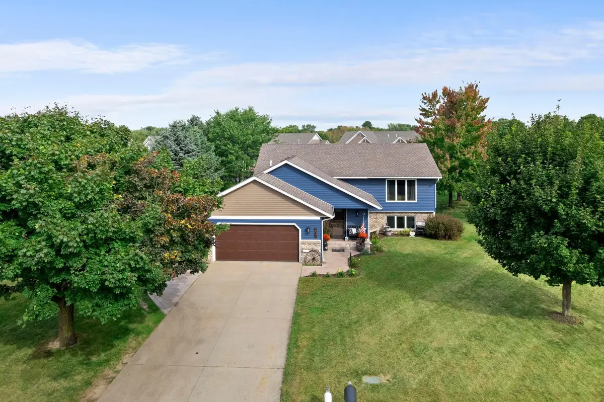 619 Chestnut Drive, New Richmond, WI 54017 - Image #1
