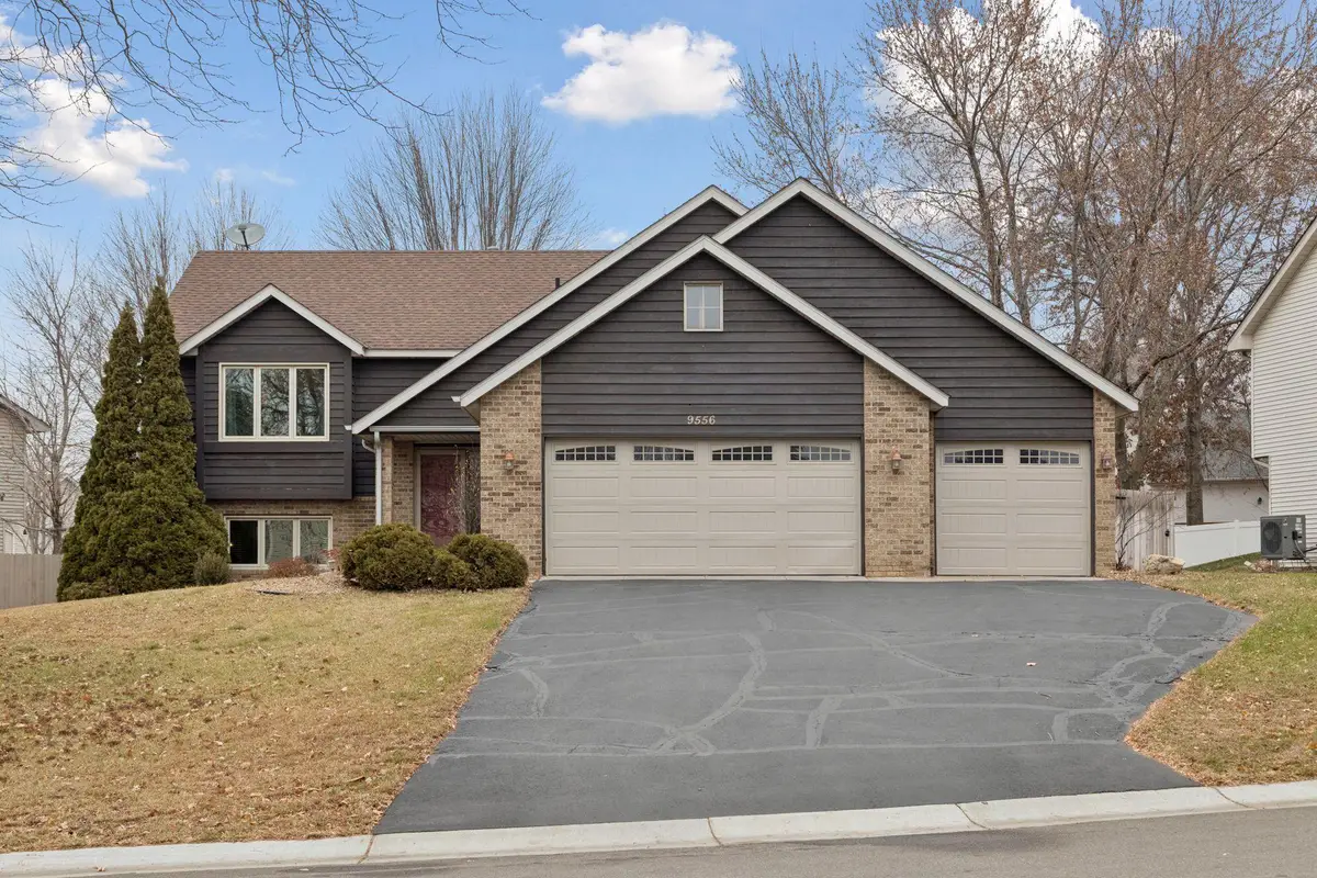 9556 79th Street S, Cottage Grove, MN 55016 - Image #1