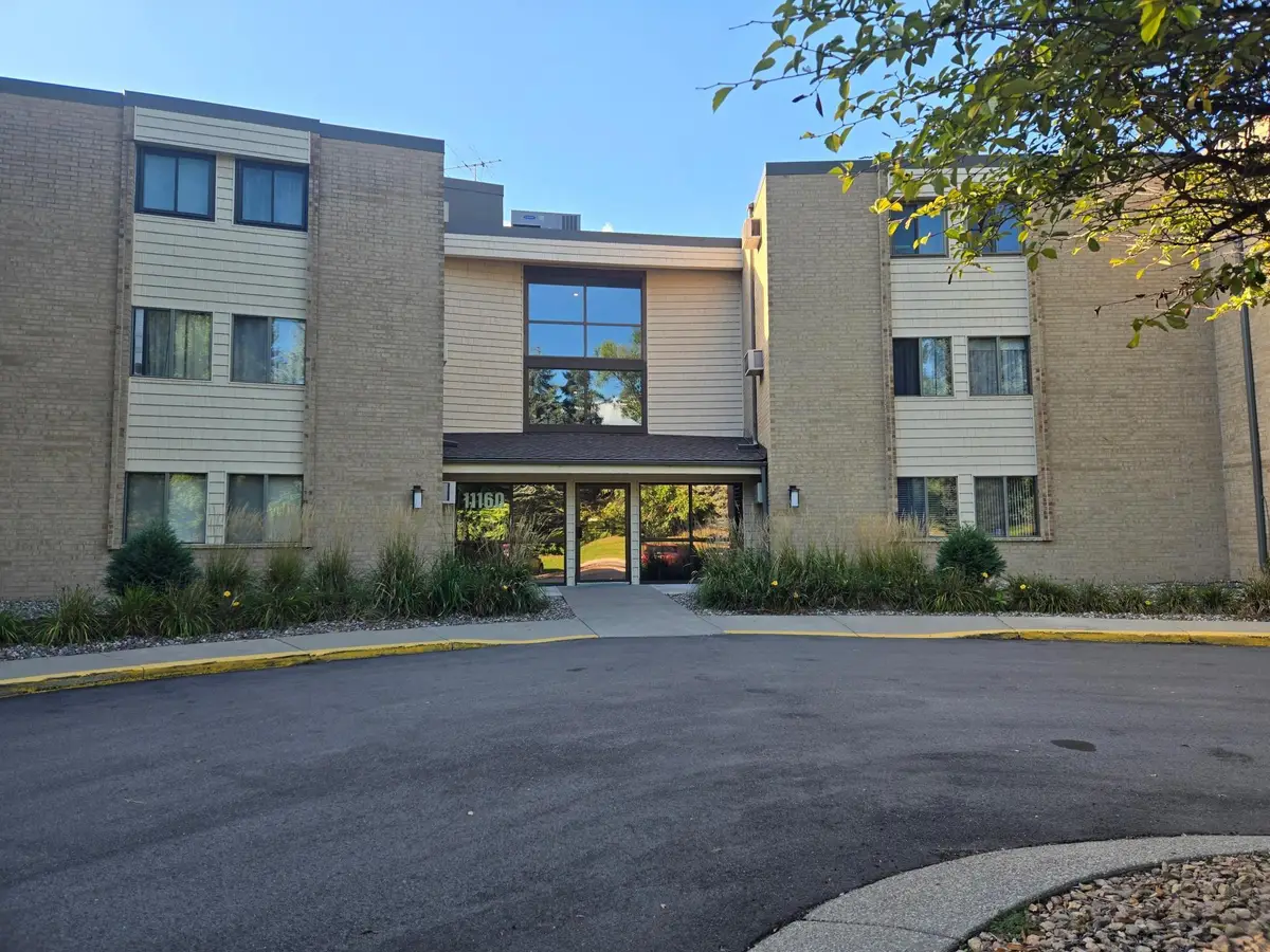 11160 Anderson Lakes Parkway #218, Eden Prairie, MN 55344 - Image #1