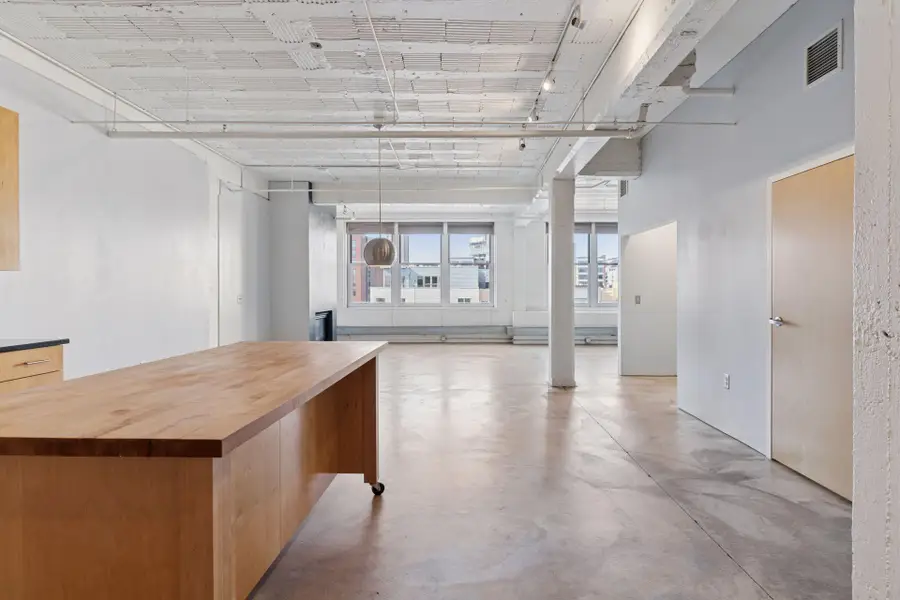 225 9th Street E #504, Saint Paul, MN 55101 - Image #2