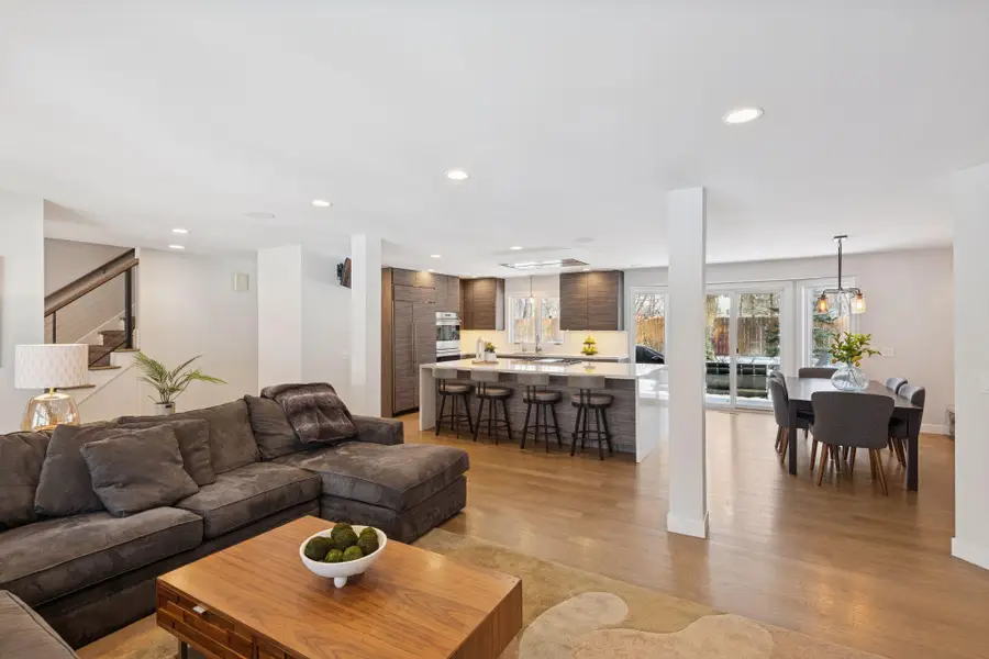 4360 Chimo East Street, Deephaven, MN 55391 - Image #2