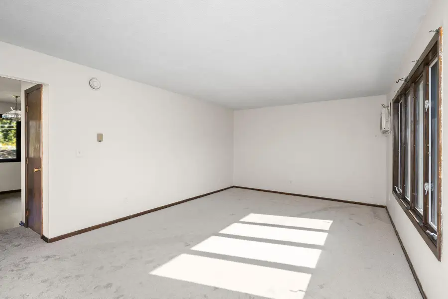 71 66th Way Ne, Fridley, MN 55432 - Image #3