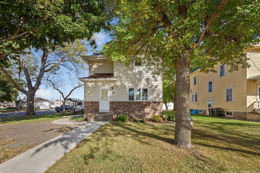 210 4th Street S, Gaylord, MN 55334 - Image #2
