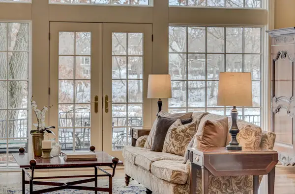 7 Bent Tree Court, North Oaks, MN 55127