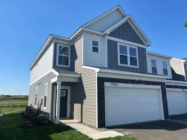 17929 Genoa Drive, Lakeville, MN 55044