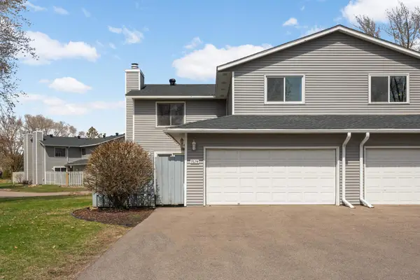 7674 Dunmore Road, Woodbury, MN 55125