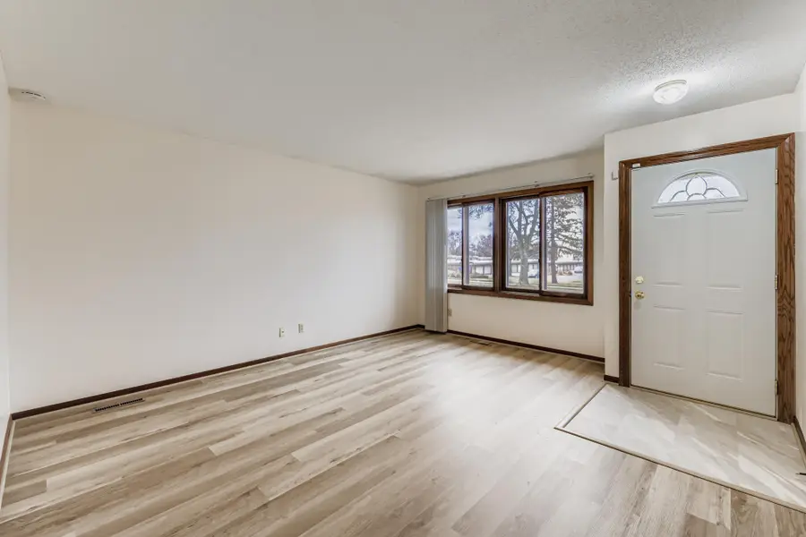 2816 Hillsboro Avenue N, New Hope, MN 55427 - Image #2