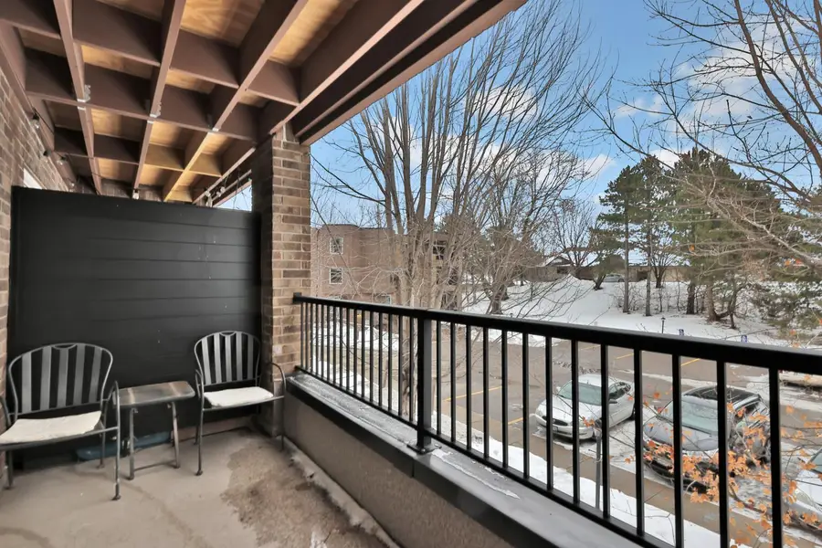 2220 Midland Grove Road #206, Roseville, MN 55113 - #3