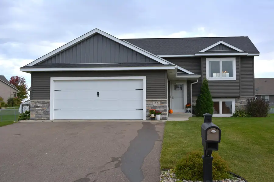 1642 Beaver Way, New Richmond, WI 54017 - Image #2