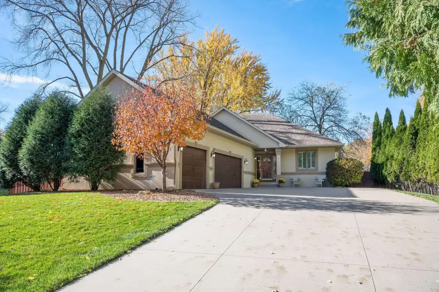 445 Niagara Lane N, Plymouth, MN 55447 - Image #2