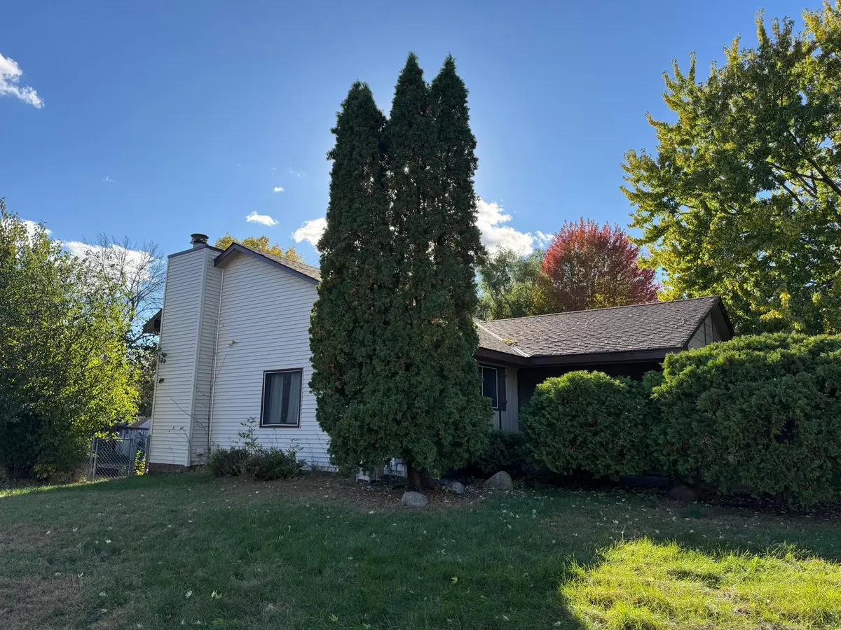 2501 83rd Avenue N, Brooklyn Park, MN 55444 - Image #1