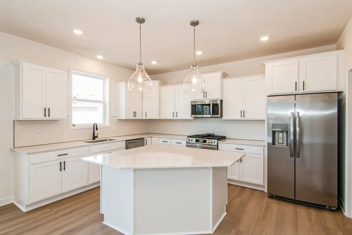 4618 Buckingham Drive Nw, Rochester, MN 55901 - Image #1