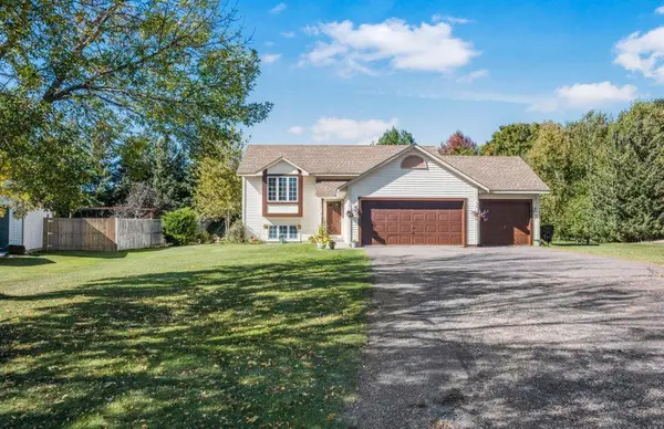 413 3rd Street Nw, Saint Michael, MN 55376