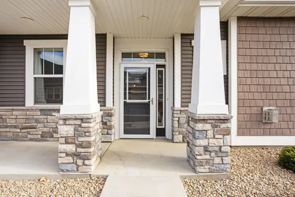 13692 Brookview Path, Rosemount, MN 55068