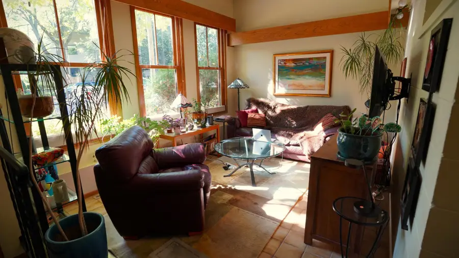 301 Selby Avenue, Saint Paul, MN 55102 - Image #2