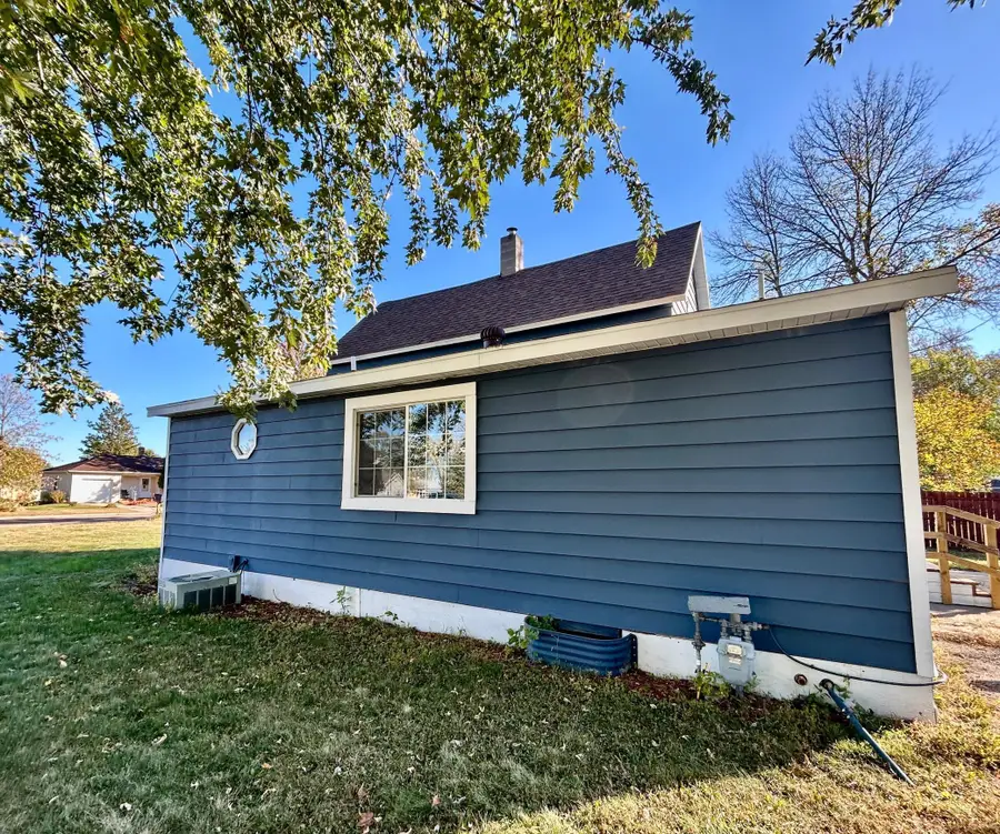 110 Poulson Avenue, Henning, MN 56551 - Image #3