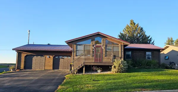 258 Goodview Drive, Spring Grove, MN 55974