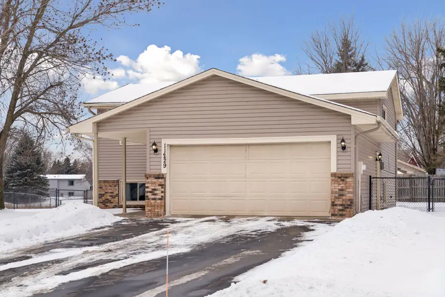 11229 Quebec Avenue N, Champlin, MN 55316 - Image #3