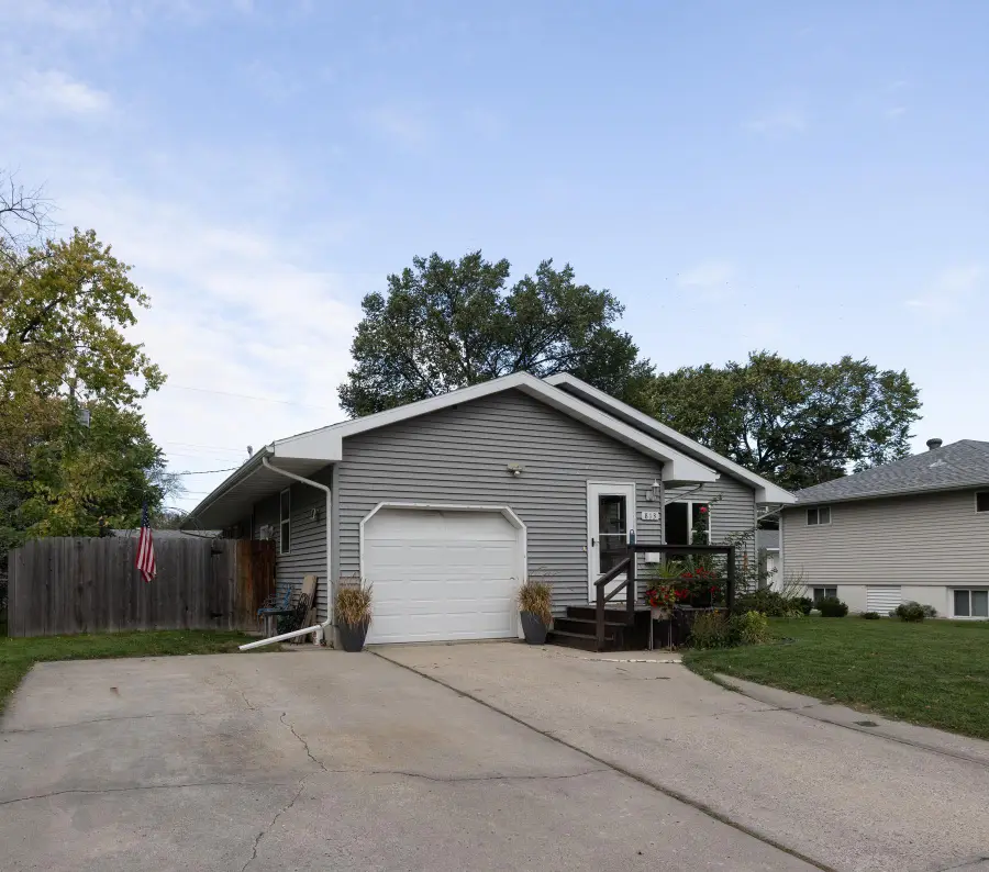 813 17th Street S, Fargo, ND 58103 - Image #2