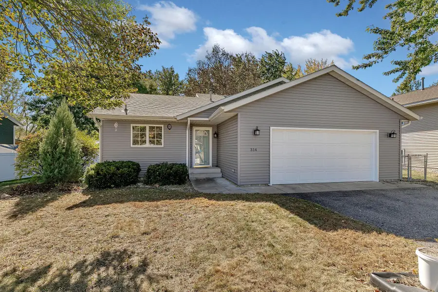 314 Pleasant Ridge Drive, Sauk Rapids, MN 56379 - Image #2