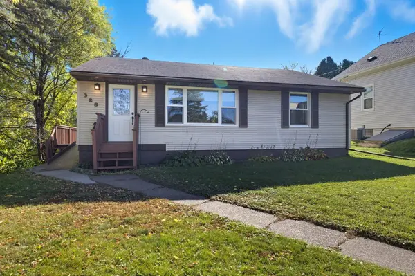 328 Walnut Avenue, Carlton, MN 55718