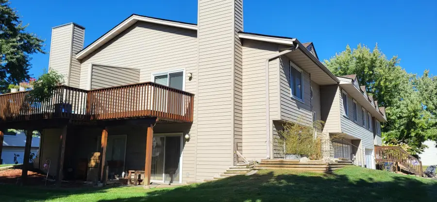 1302 Deercliff Lane, Eagan, MN 55123 - Image #3