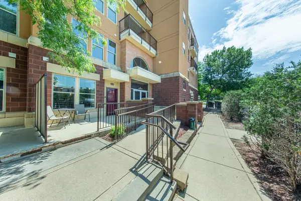 150 E Burnsville Parkway #118, Burnsville, MN 55337