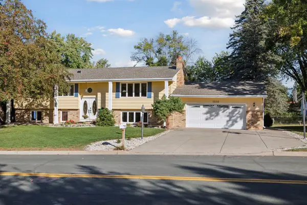 1200 W 136th Street, Burnsville, MN 55337