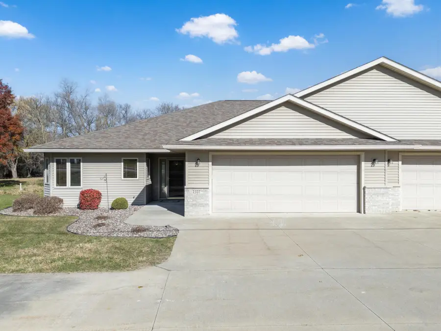 2327 Pinewood Road Se, Rochester, MN 55904 - Image #2