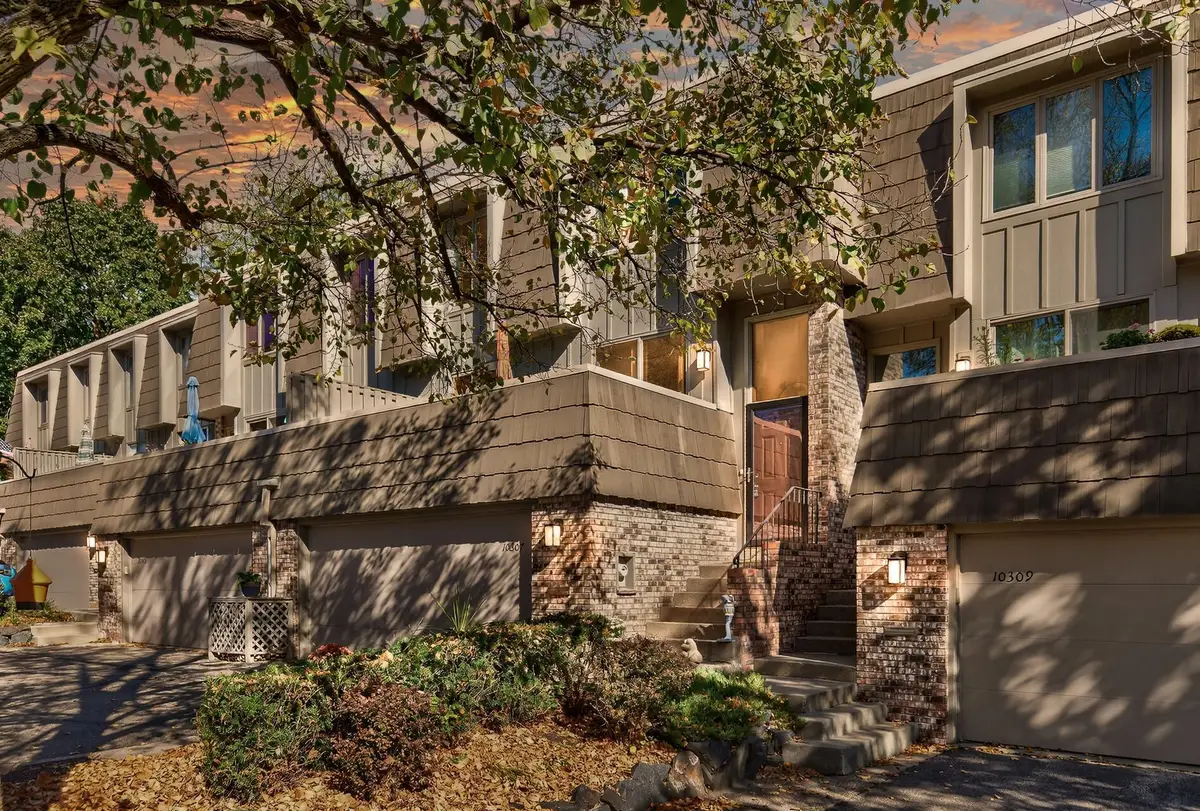 10307 Berkshire Road, Bloomington, MN 55437 - Image #1