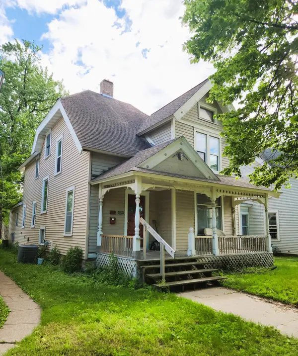 207 E Sanborn Street, Winona, MN 55987