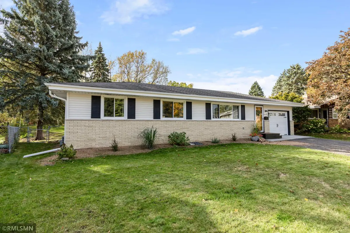 1660 Fairway Drive Ne, Columbia Heights, MN 55421 - Image #1