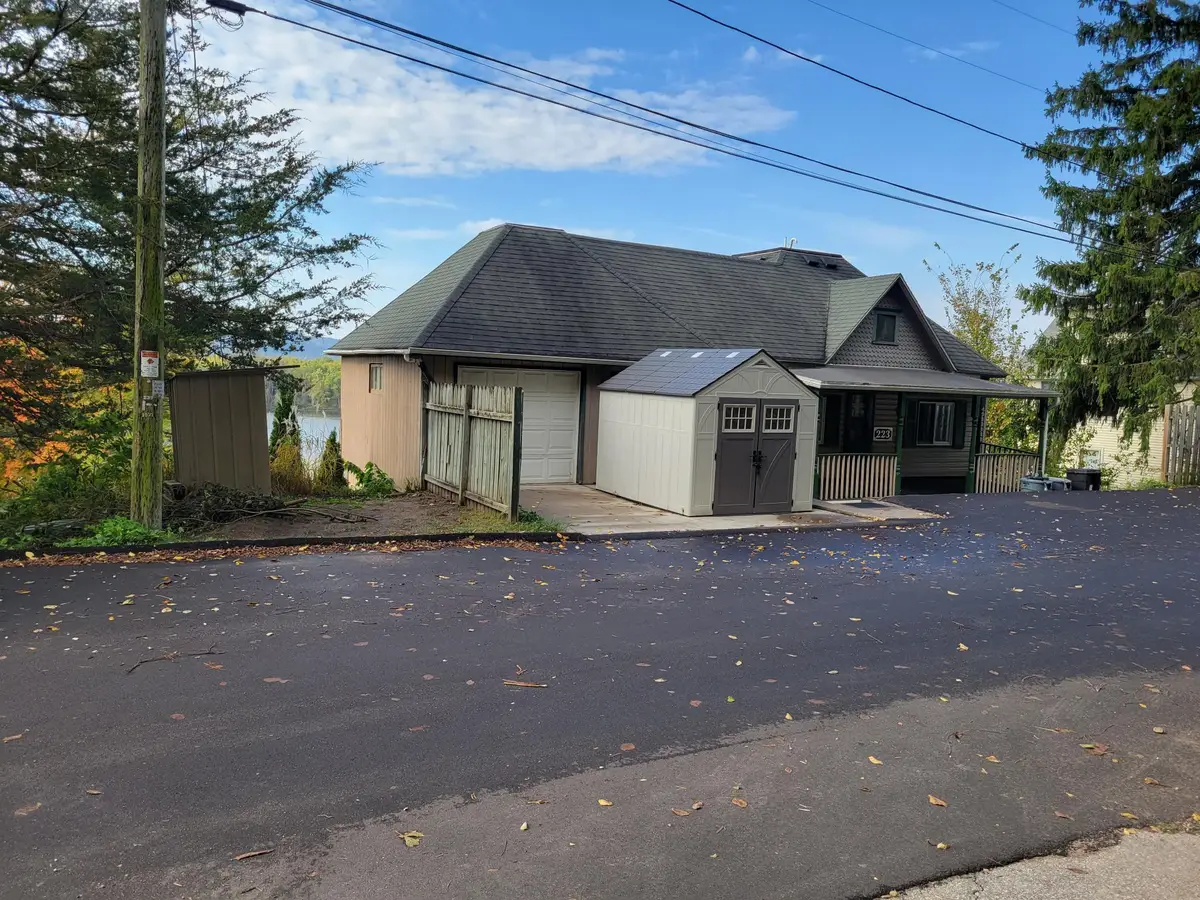 223 S Hill Street, Fountain City, WI 54629 - Image #1