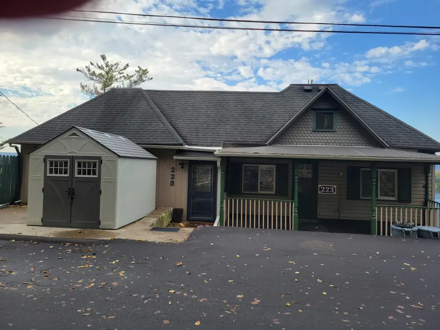 223 S Hill Street, Fountain City, WI 54629 - Image #3