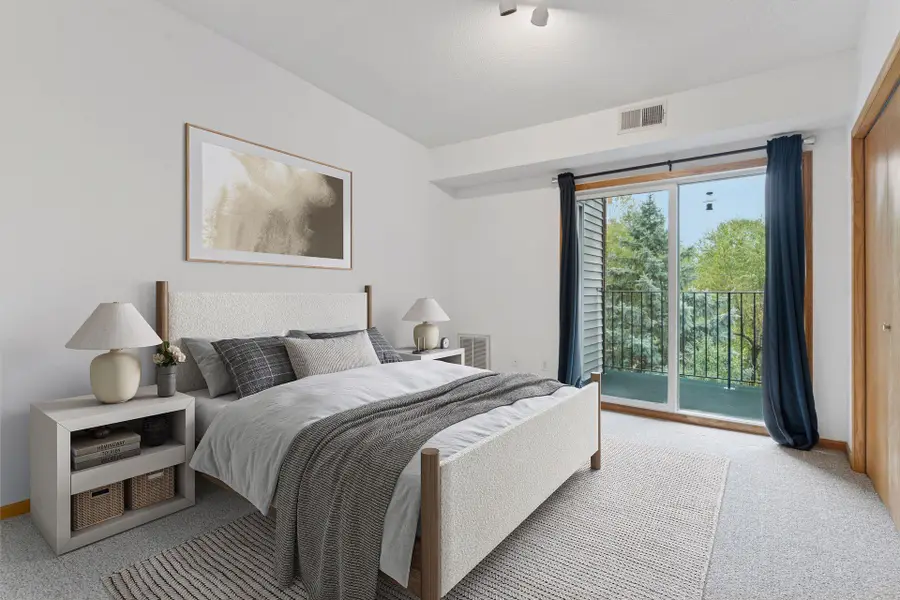 2496 County Road C2 W #303, Roseville, MN 55113 - Image #3