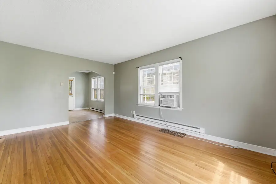 1545 Laurel Avenue, Saint Paul, MN 55104 - #2
