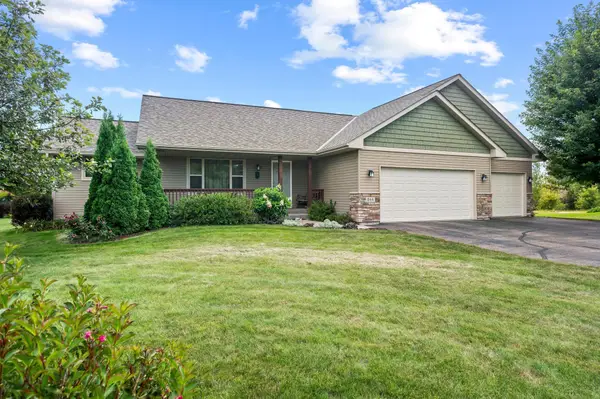 844 Brady Lane, New Richmond, WI 54017