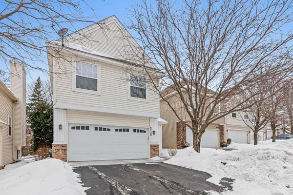 8728 N Bay Drive, Chanhassen, MN 55317