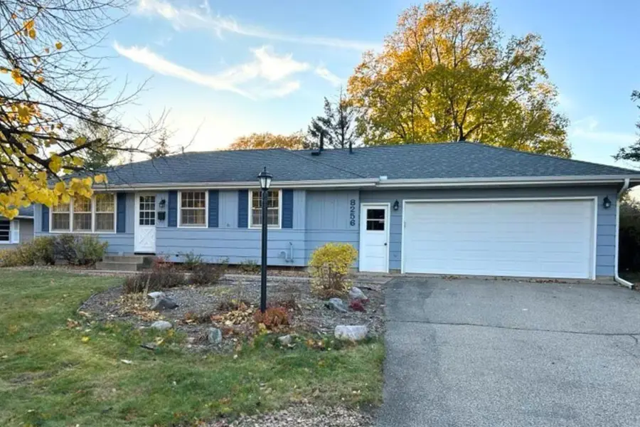 8256 Beard Road, Bloomington, MN 55431 - Image #2