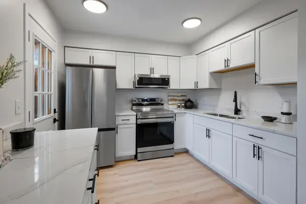 7838 Dunmore Road, Woodbury, MN 55125