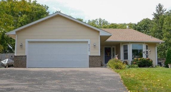 4755 Yorktown Lane N, Plymouth, MN 55442