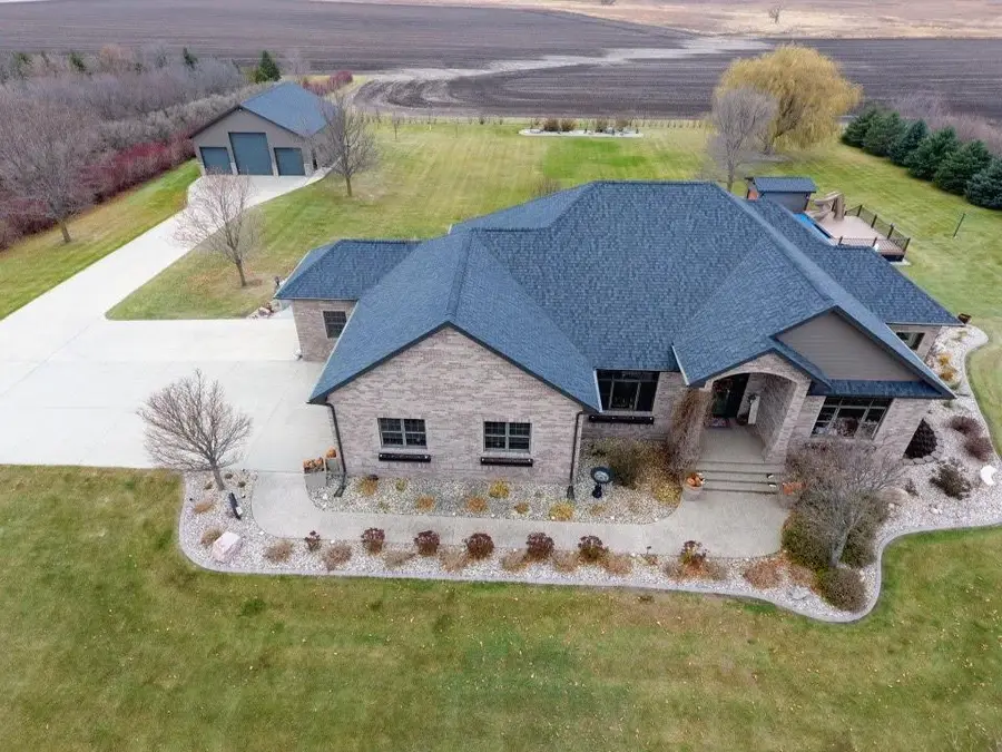 575 111th Street, Pipestone, MN 56164 - Image #2