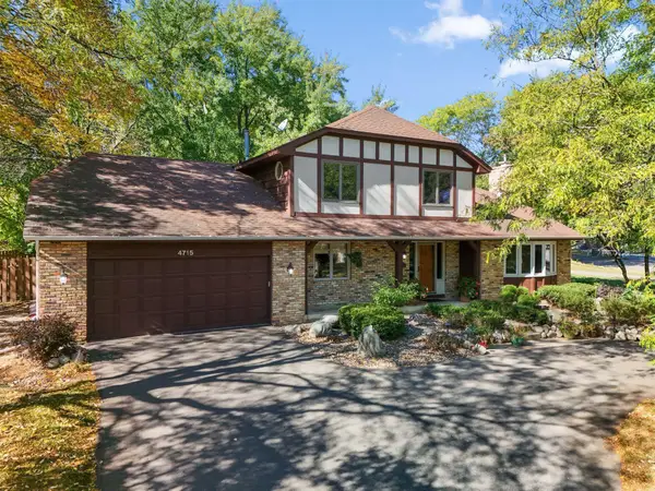 4715 Pilgrim Lane N, Plymouth, MN 55442