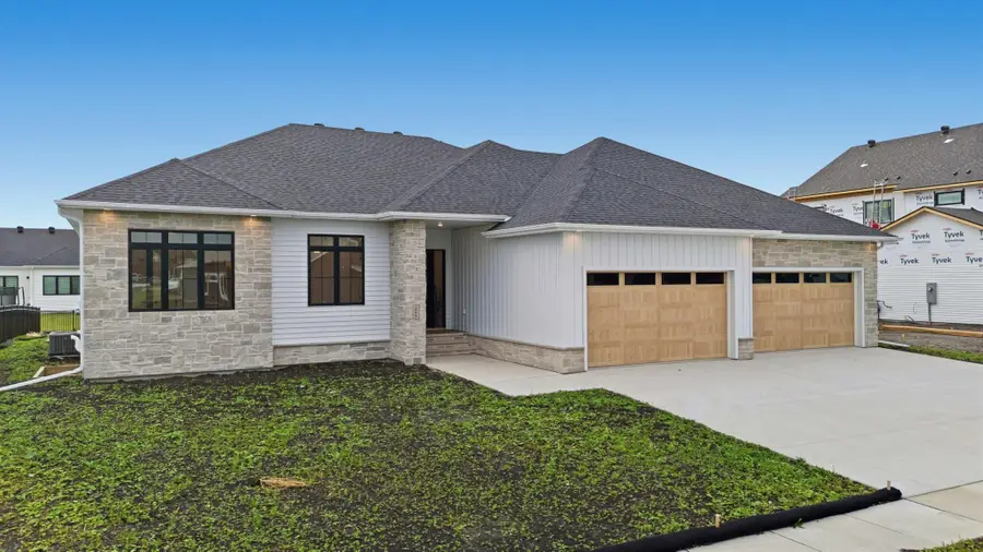 1089 Hickory Lane, West Fargo, ND 58078 - Image #2