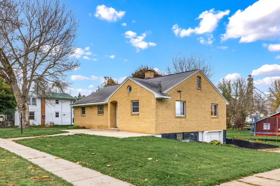 257 E Mckinley Avenue, Fall Creek, WI 54742 - Image #3